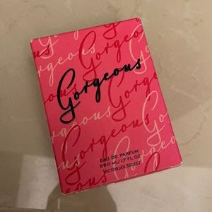 Brand new gorgeous Victoria secret perfume